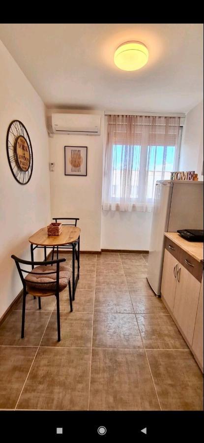 Apartman Leon Lux Лесковац Экстерьер фото